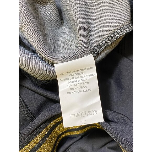 C&C California Large Black Velvet Star‎ Cold-Shoulder Top Gold Leggings Set Yoga - Picture 8 of 10